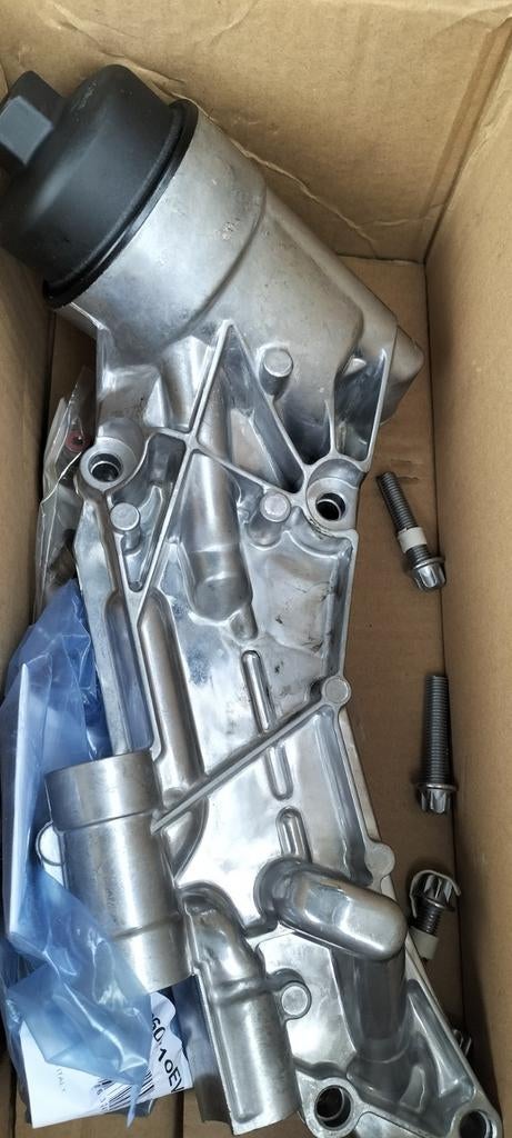 Nieuwe Oliekoeler Behuizing voor BMW/Mini, Ophalen of Verzenden, Nieuw, Mini