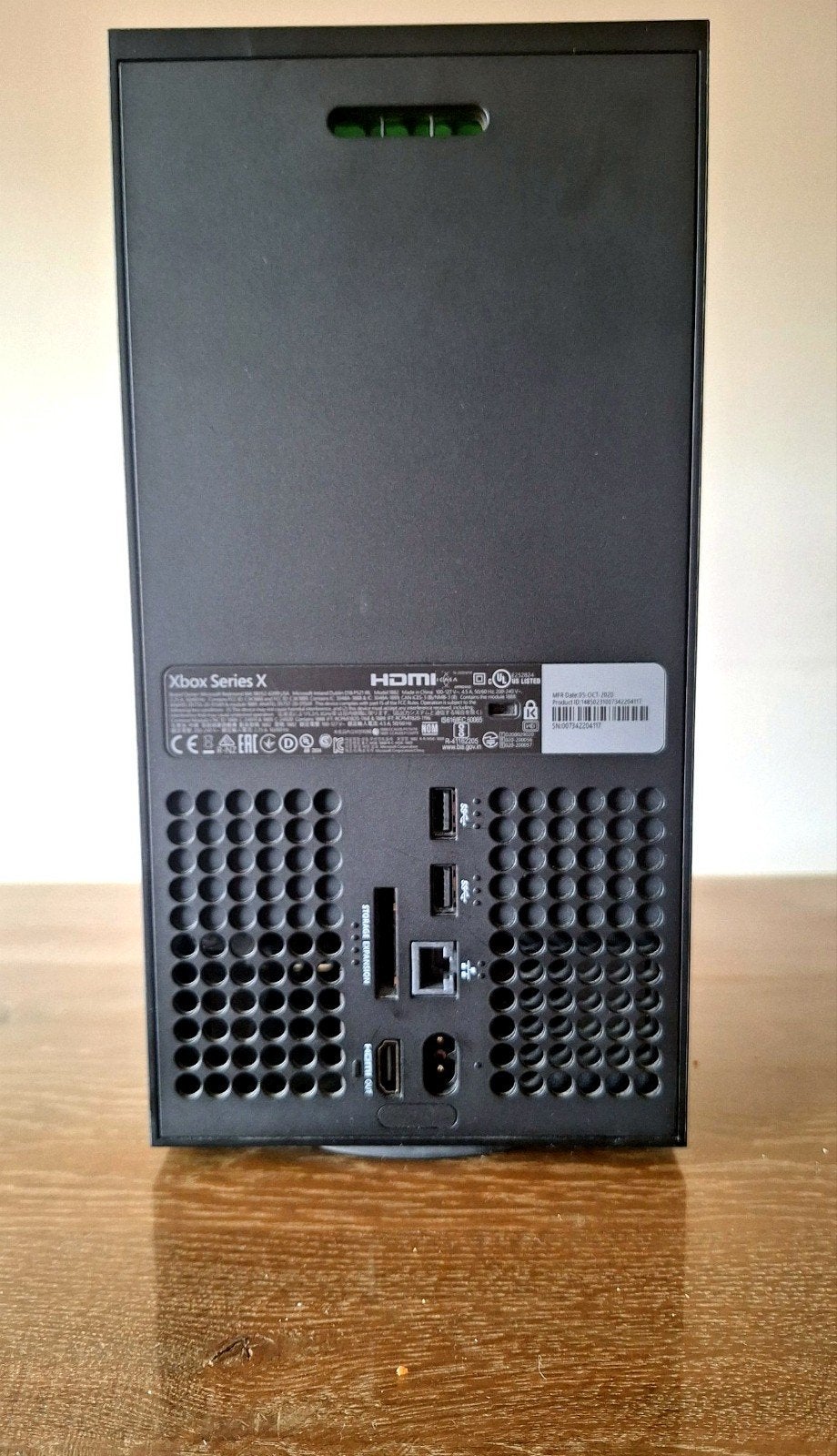 Foto 4 van Xbox Series X 1TB - 2 controllers +oplaadstation en kabels!