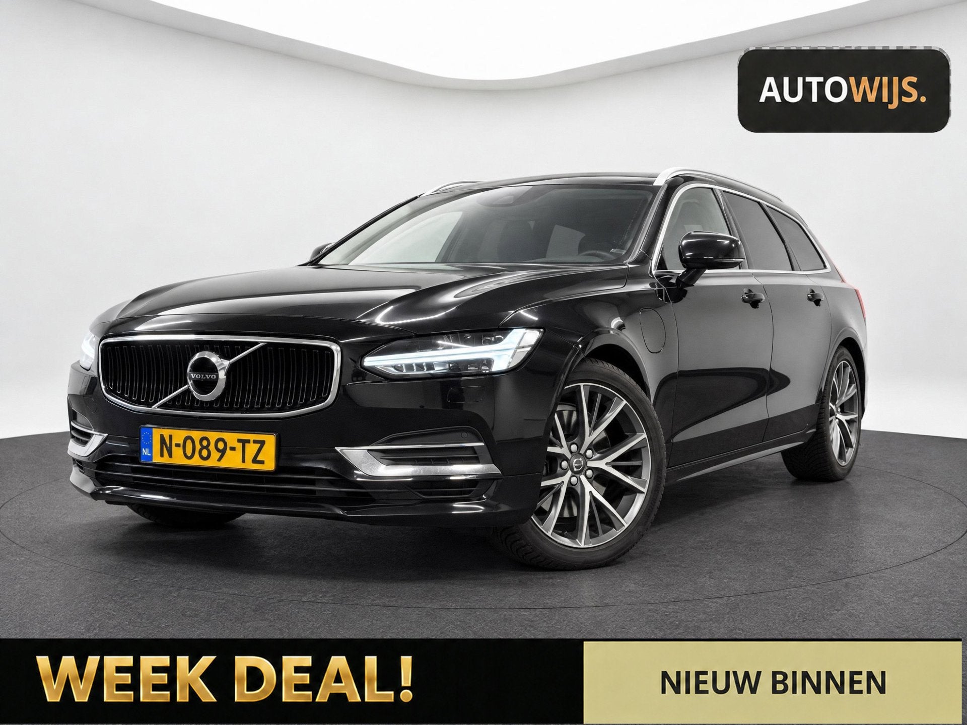 Volvo V90 2.0 T8 AWD Momentum|LED|Stoelverw|CRUISE|, Auto's, Automaat, Dealer onderhouden, 4 cilinders, 1969 cc