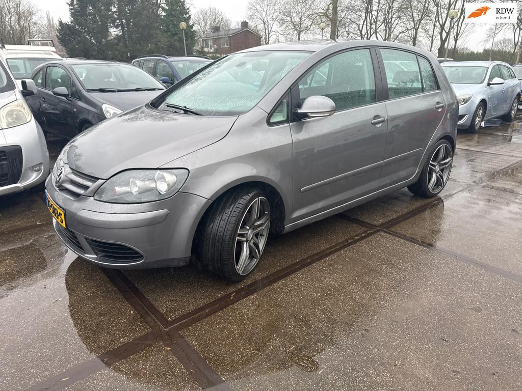 Volkswagen Golf Plus 2.0 FSI Sportline Business Inruil mogel, 730 kg, Gebruikt, 4 cilinders, Navigatiesysteem