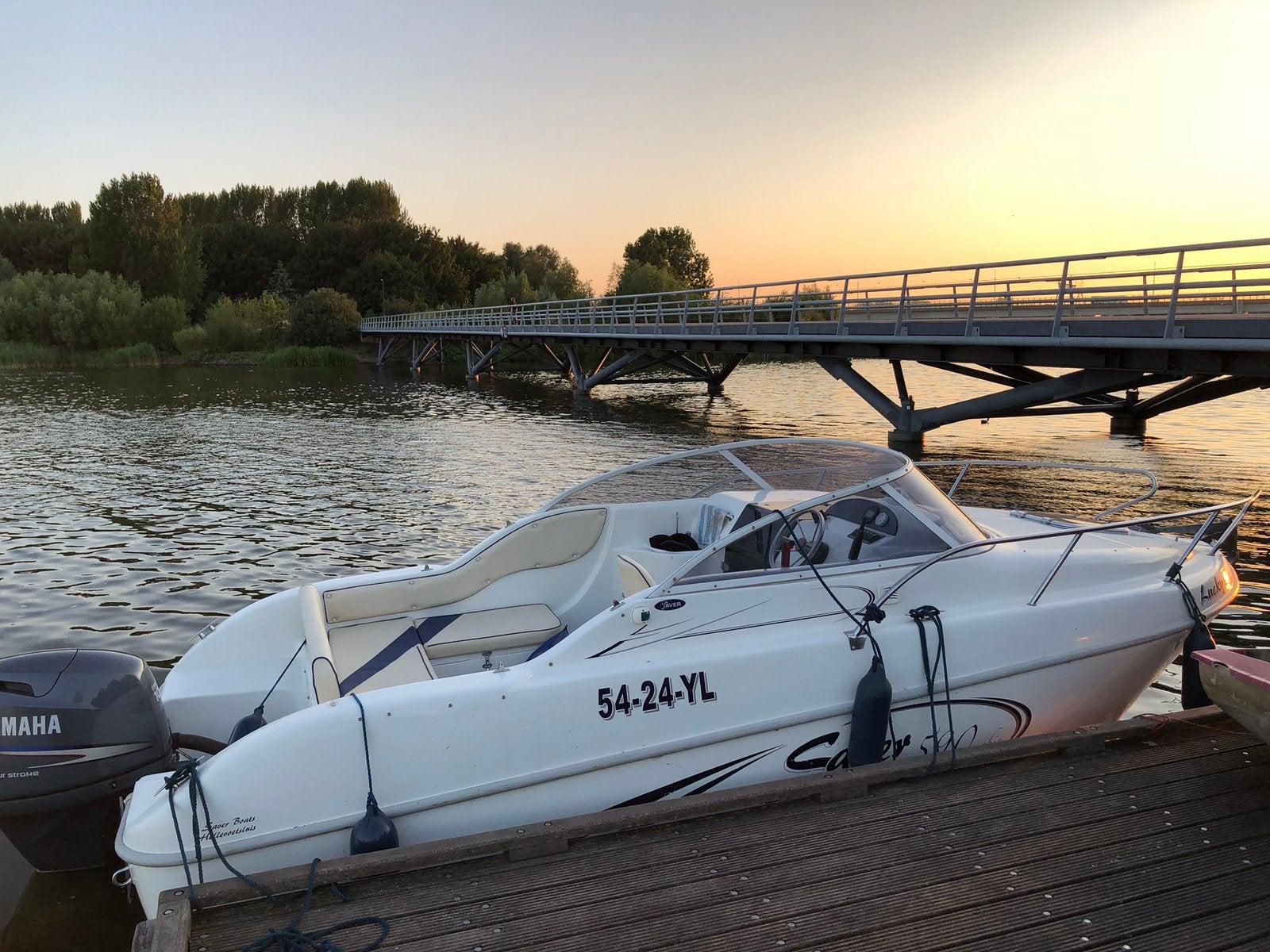 Snelle motorboot Saver 590 - 100PK Yamaha motor, Watersport en Boten, Overige merken, Viertaktmotor, 70 tot 120 pk, 30 cm