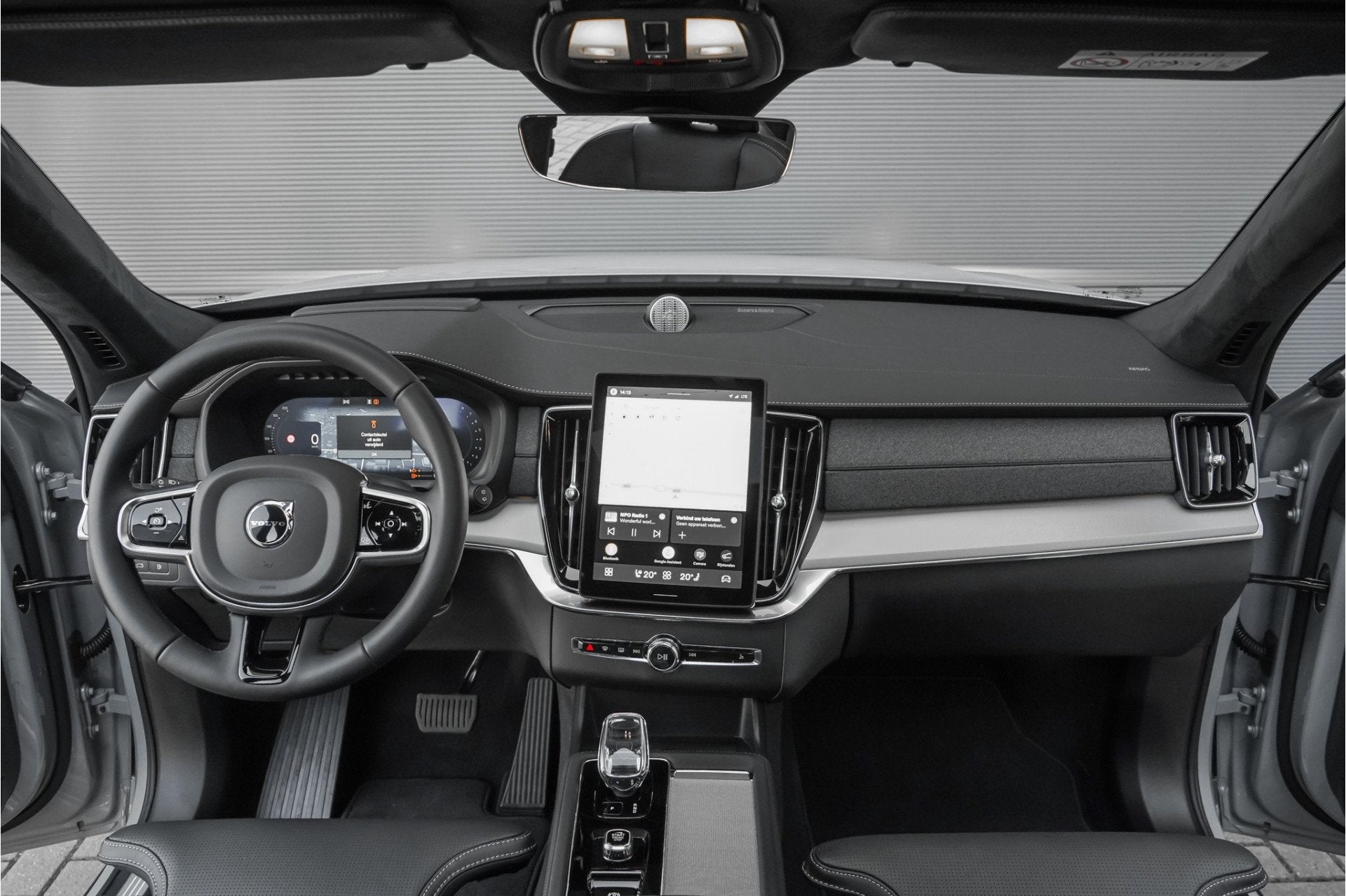 Volvo XC90 HEICO 2.0 T8 Plug-in AWD Ultra Black 7p Model 202, Auto's, Volvo, 12 maanden, Gebruikt, 4 cilinders, 7 stoelen