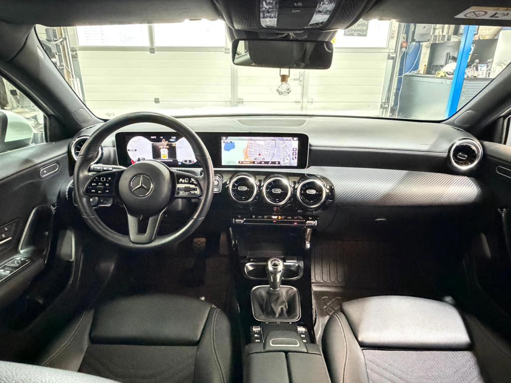Mercedes-Benz A-klasse 160 Business Solution NL AUTO&NAP KM', Auto's, Gebruikt, 4 cilinders, Automatische klimaatregeling, Leder en Stof