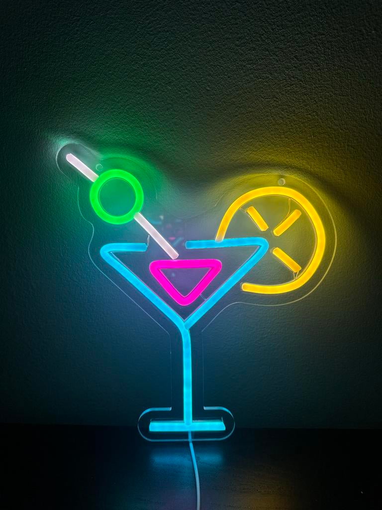 NEON LAMP - Cocktail | LED | Pin-Up | Sex and the City, Ophalen of Verzenden, Zo goed als nieuw