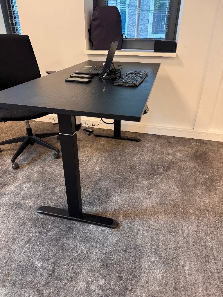 Black desk, Ophalen, Zwart, 160 cm, Gebruikt