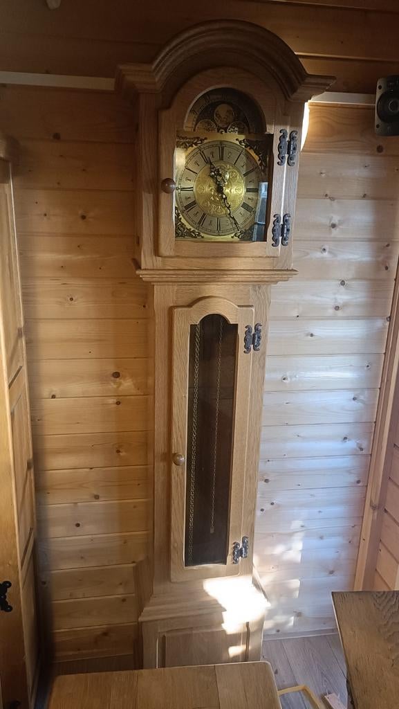 Oisterwijk kasten, tafel, klok enz..., Huis en Inrichting, Ophalen, Zo goed als nieuw