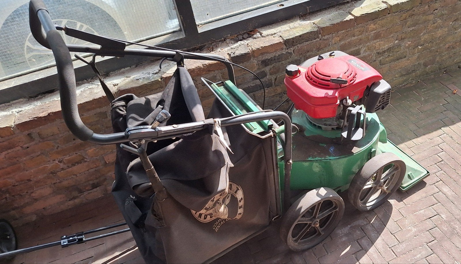 Billy Goat SV50HR Bladzuiger/Bladblazer met Honda Motor, Ophalen, Benzine, Gebruikt, Met opvangzak