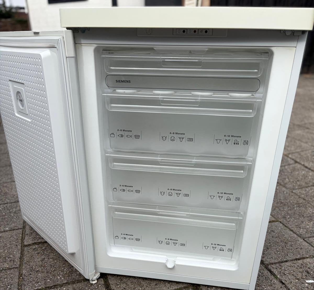 vriezer Siemens tafelmodel, Gebruikt, Energieklasse A of zuiniger, Ophalen, Vrieskast