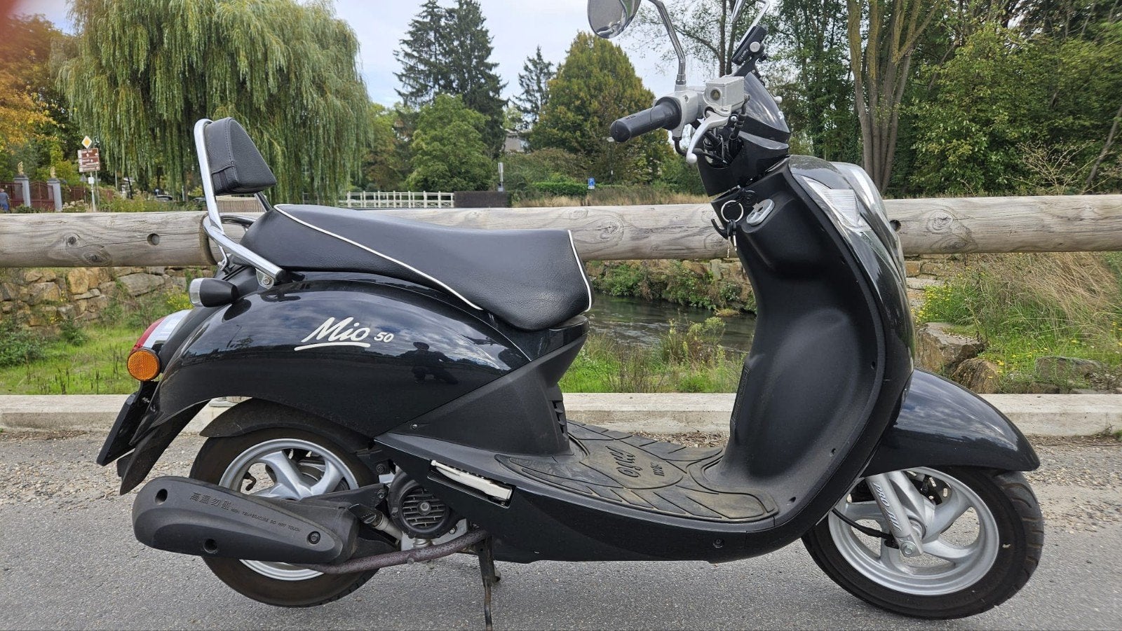 Sym Mio 50, Fietsen en Brommers, Ophalen, Zo goed als nieuw, Benzine, Mio