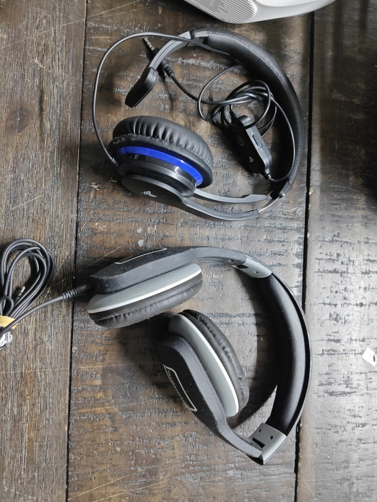 Diverse bedrade koptelefoon Headset, Gebruikt, Onbekend, Ophalen of Verzenden, Onbekend