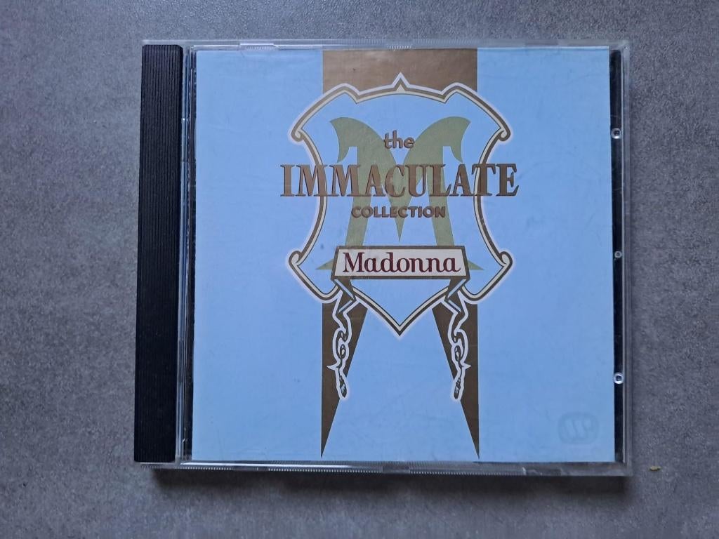 Madonna - The Immaculate Collection, leuke best of cd goed, Ophalen of Verzenden, 1990 - 1999, Zo goed als nieuw