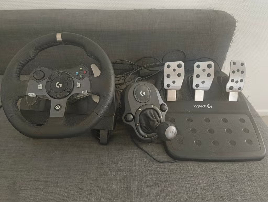 Logitech G920 Driving Force- Racestuur voor PC/Xbox, Spelcomputers en Games, Ophalen of Verzenden, Zo goed als nieuw, Stuurtje of Sportattribuut