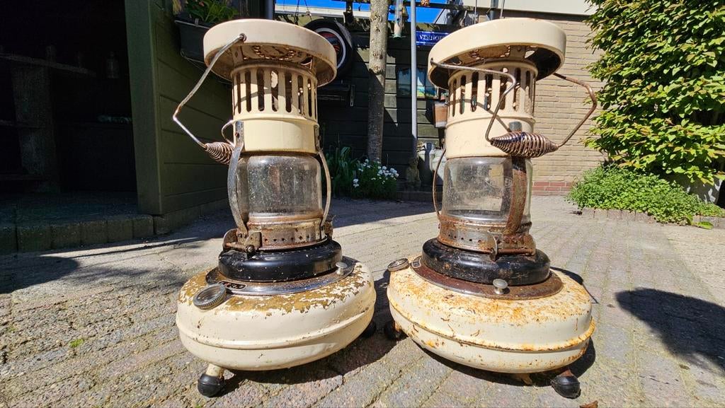 2 Haller Saffier petroleumkachels - Crème - Nederlands, Huis en Inrichting, Kachels, Ophalen, Overige brandstoffen, Petroleumkachel