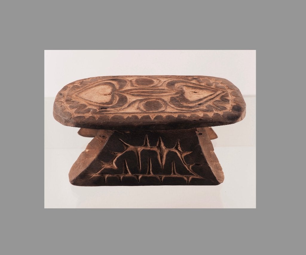 Kano kinderzitje, Sepik, Papua Nieuw-Guinea (180402-02), Antiek en Kunst, Kunst | Niet-Westerse kunst, Hout, Overige typen, Papoea-Nieuw-Guinea