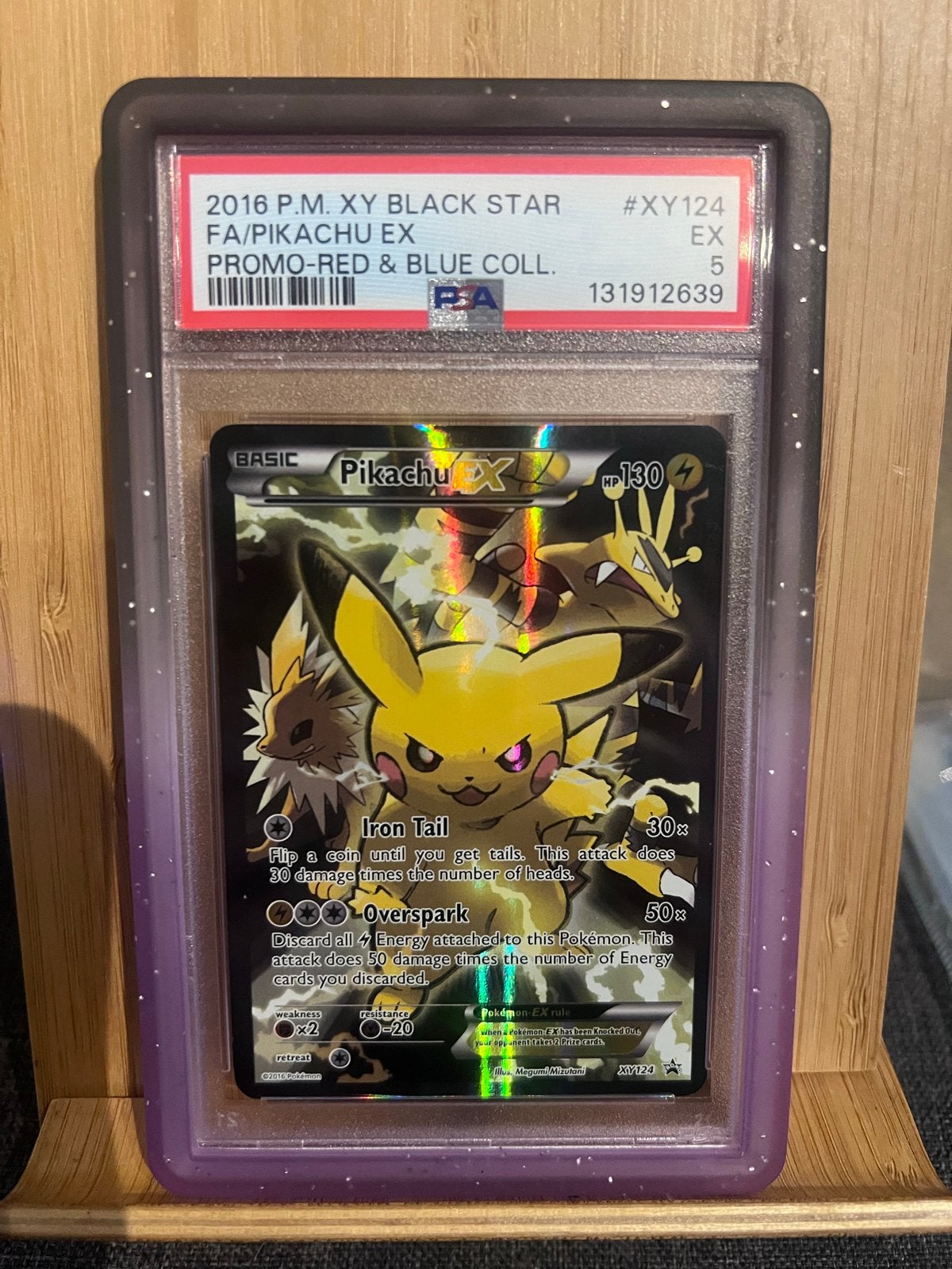 Pikachu EX XY124 2016 Black Star Promo - PSA 5, Ophalen of Verzenden, Gebruikt, Losse kaart