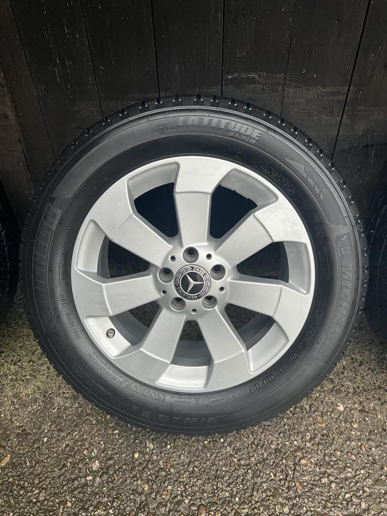 Originele Mercedes ML GLE velgen W166 18” 5x112 winter tpms, Auto-onderdelen, Banden en Velgen, 18 inch, Gebruikt, 255 mm, Banden en Velgen