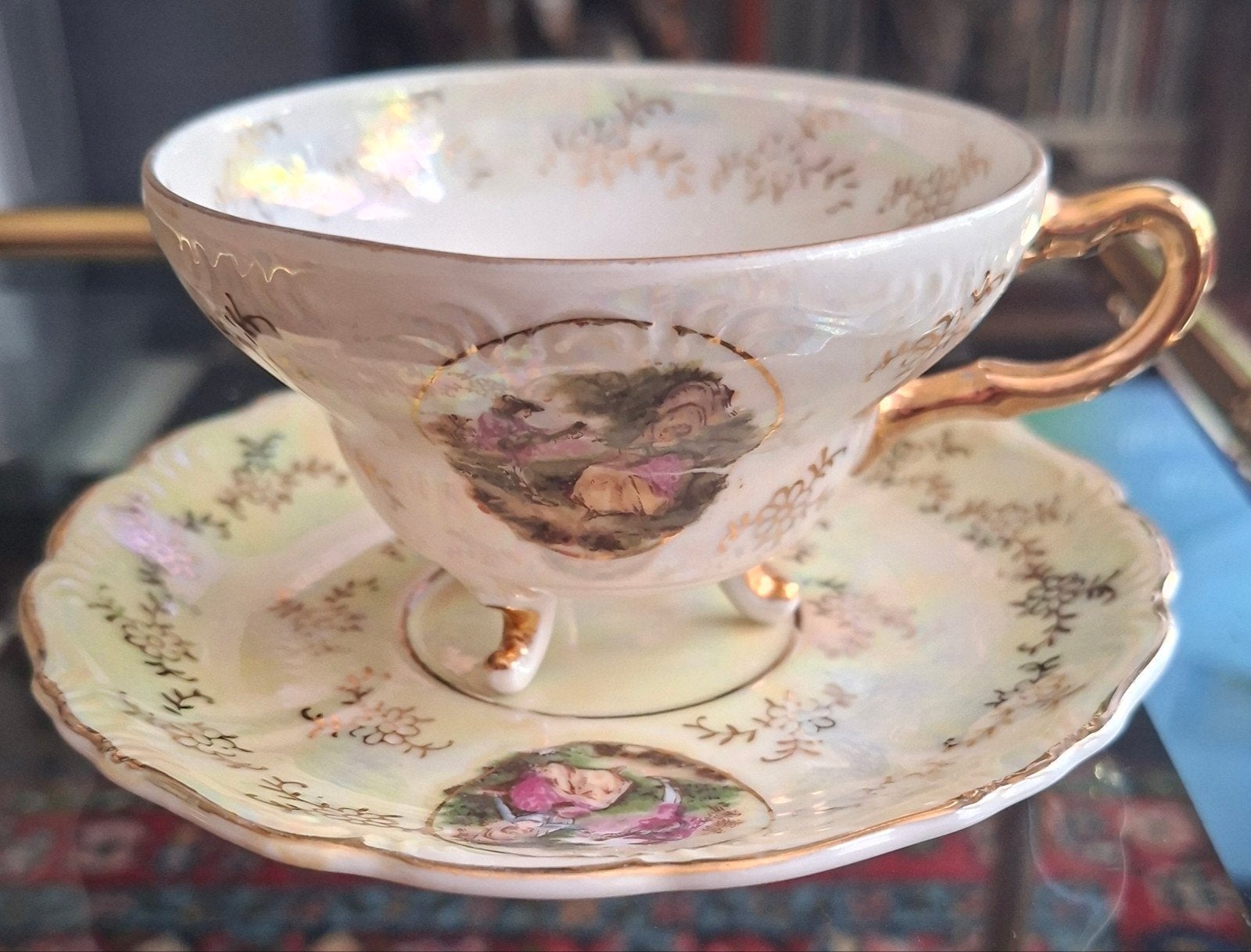 Vintage Versailles Kop en Schotel - Parelmoer Glans, Ophalen of Verzenden