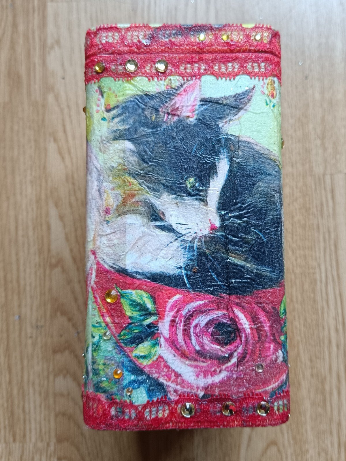 Cat & Flowers, Ophalen of Verzenden, Nieuw, Rond