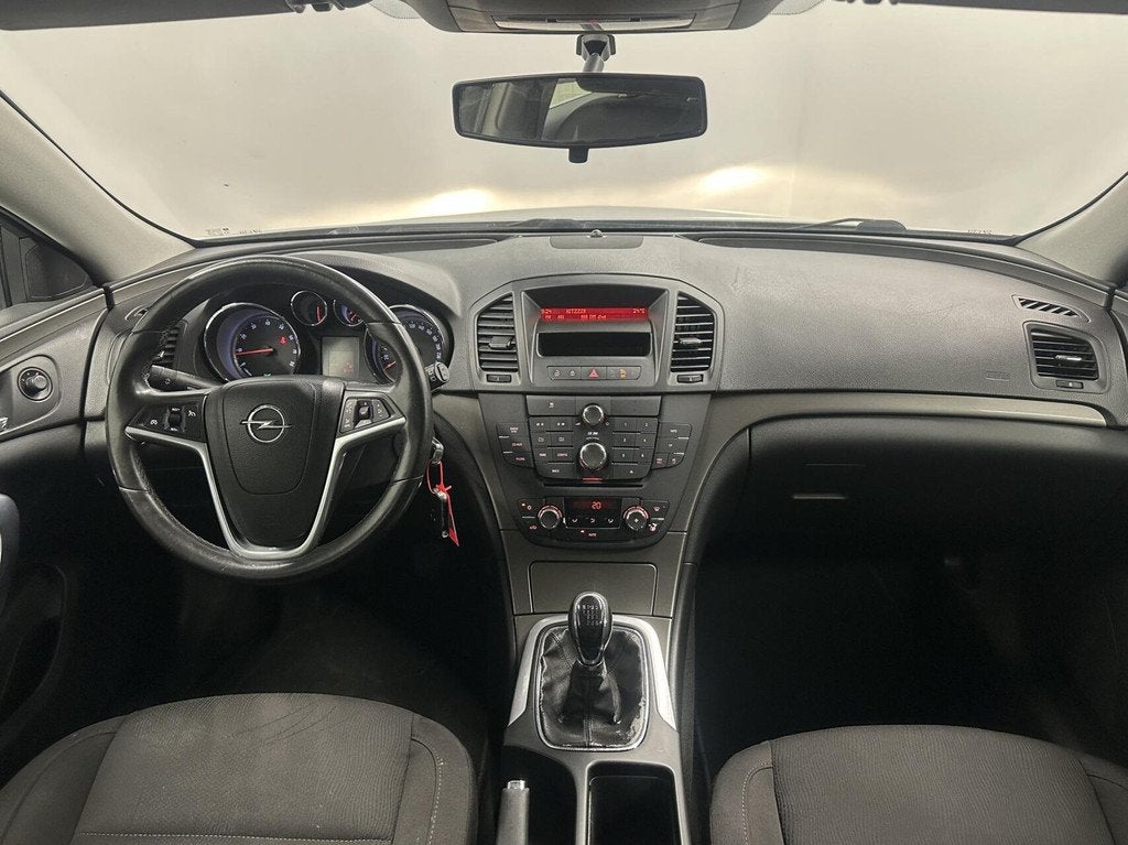 Opel Insignia 1.6 Business ECC CRUISE CONTROL LM., Auto's, Euro 5, Stof, Gebruikt, Zwart