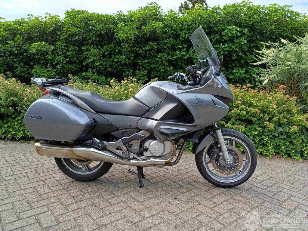 Honda NT 700 Deauville (bj 2006), Motoren, Hanauer Landstraße  222-224 ,60314, Frankfurt am Main, Deutschland, Honda, Handvatverwarming