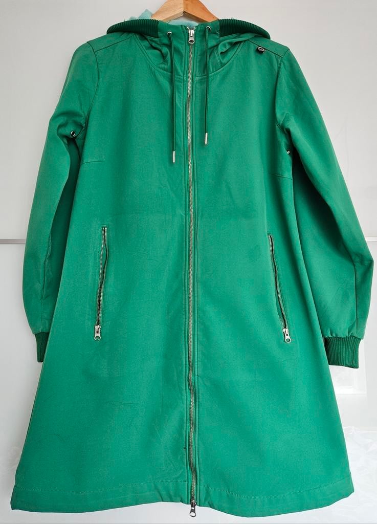 Danefea jas maat 40 met lichte gebruikerssporen, Kleding | Dames, Jassen | Winter, Maat 38/40 (M), Ophalen of Verzenden, Gedragen