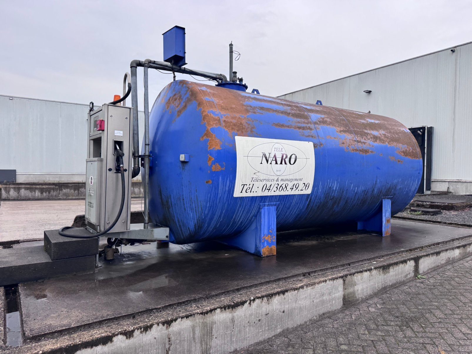 Dieseltank 23.000 liter met pomp, Ophalen