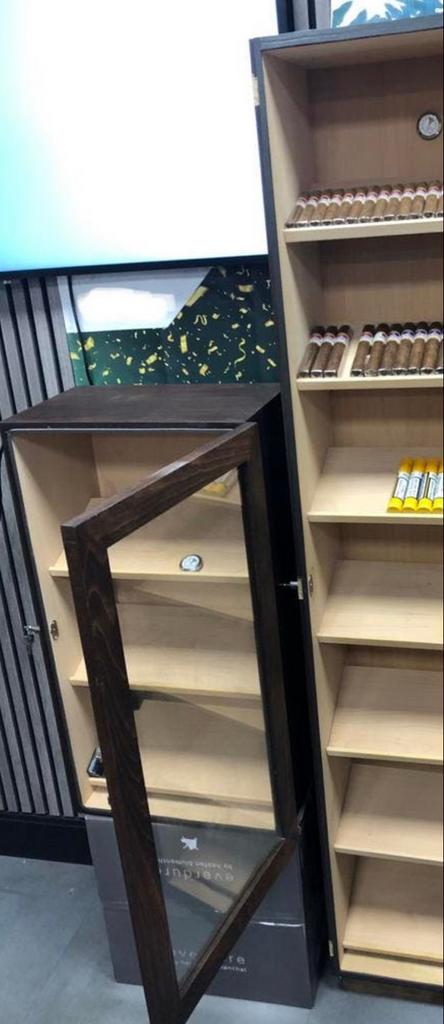 Luxe Sigarenkast Humidor - Perfect voor de Liefhebber, Ophalen of Verzenden, Zo goed als nieuw