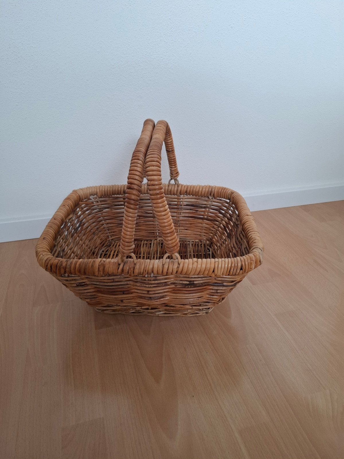 Rieten mand, Ophalen
