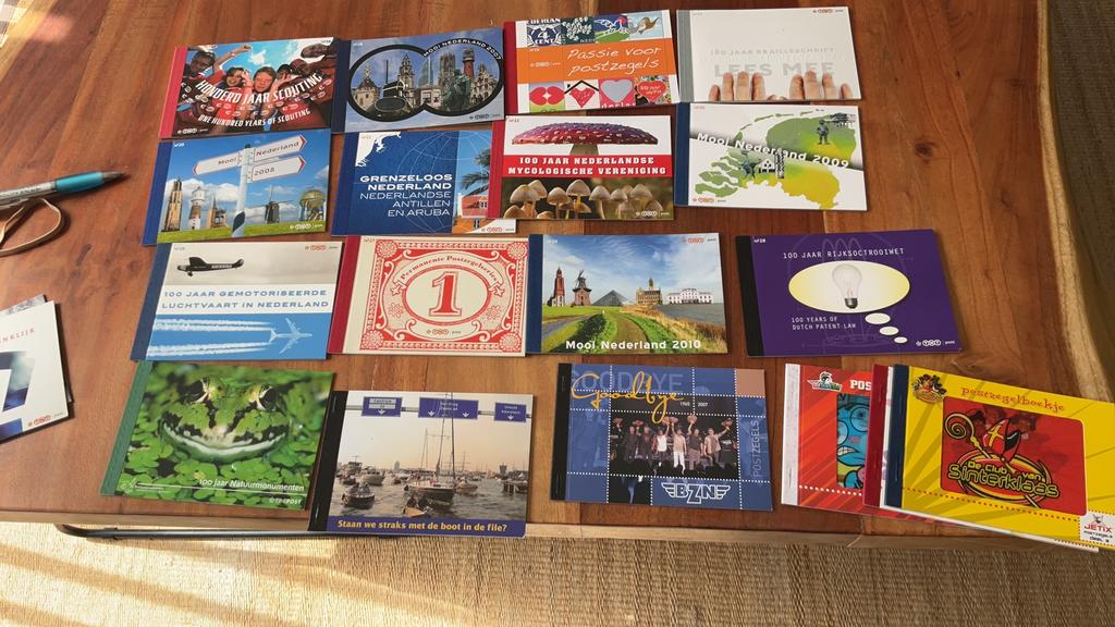 Nederlandsche prestige boekjes., Postzegels en Munten, Postzegels | Nederland, Verzenden