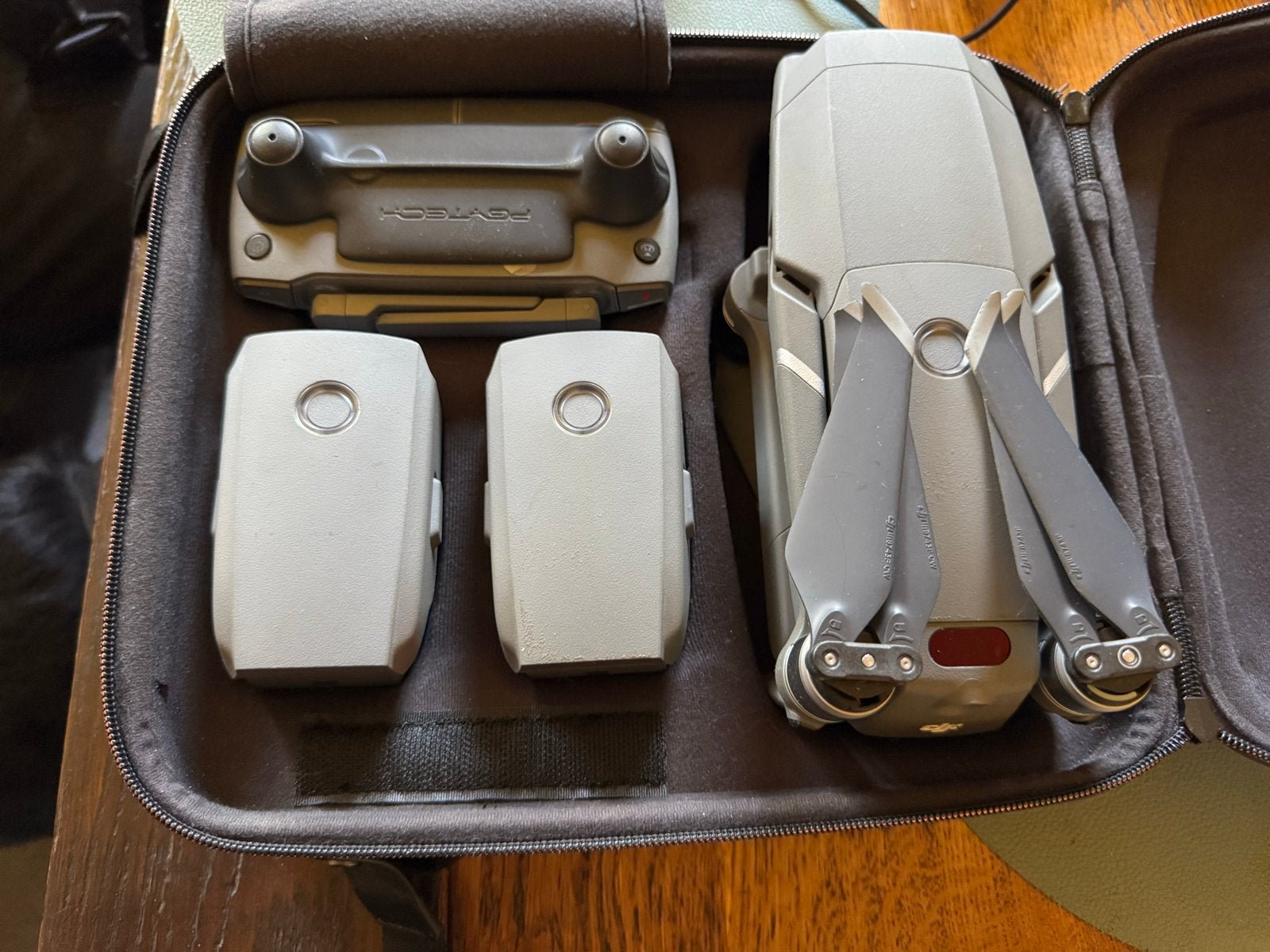 DJI Drone met scherm en accessoires, Cameradrone, Ophalen of Verzenden, Zo goed als nieuw, DJI