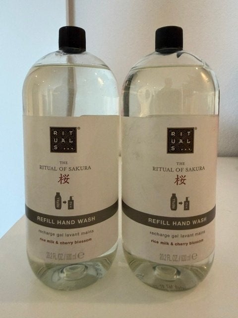 Rituals Sakura refill hand wash 600 ml zeep navulling zeep, Ophalen of Verzenden, Nieuw, Bad & Douche