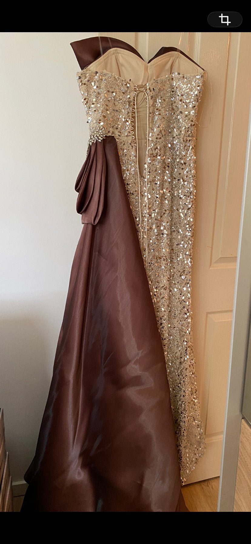 Gouden Galajurk met Bruine Details en Pailletten, maat 38, Kleding | Dames, Maat 38/40 (M), Galajurk, Ophalen of Verzenden, Zo goed als nieuw