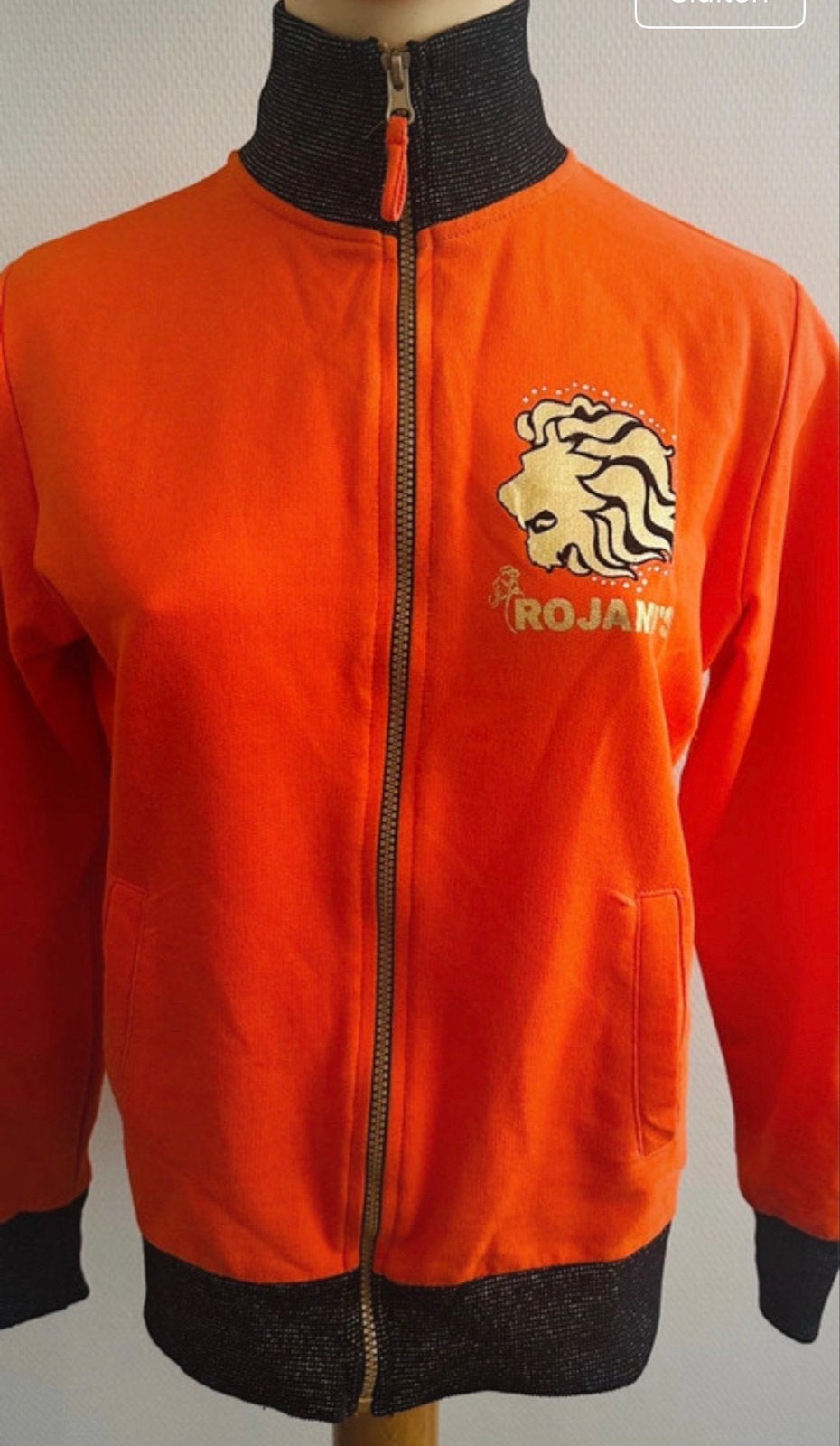 Origineel Roy Donders Trainingspak Oranje Leeuw, S/M, Kleding | Dames, Ophalen of Verzenden, Zo goed als nieuw, Oranje