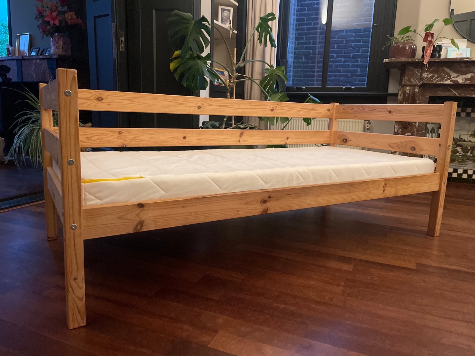 Hoppekids Eco Comfort peuterbed 70x160 grenen naturel, Kinderen en Baby's, Ophalen, 85 tot 100 cm, Zo goed als nieuw, Matras