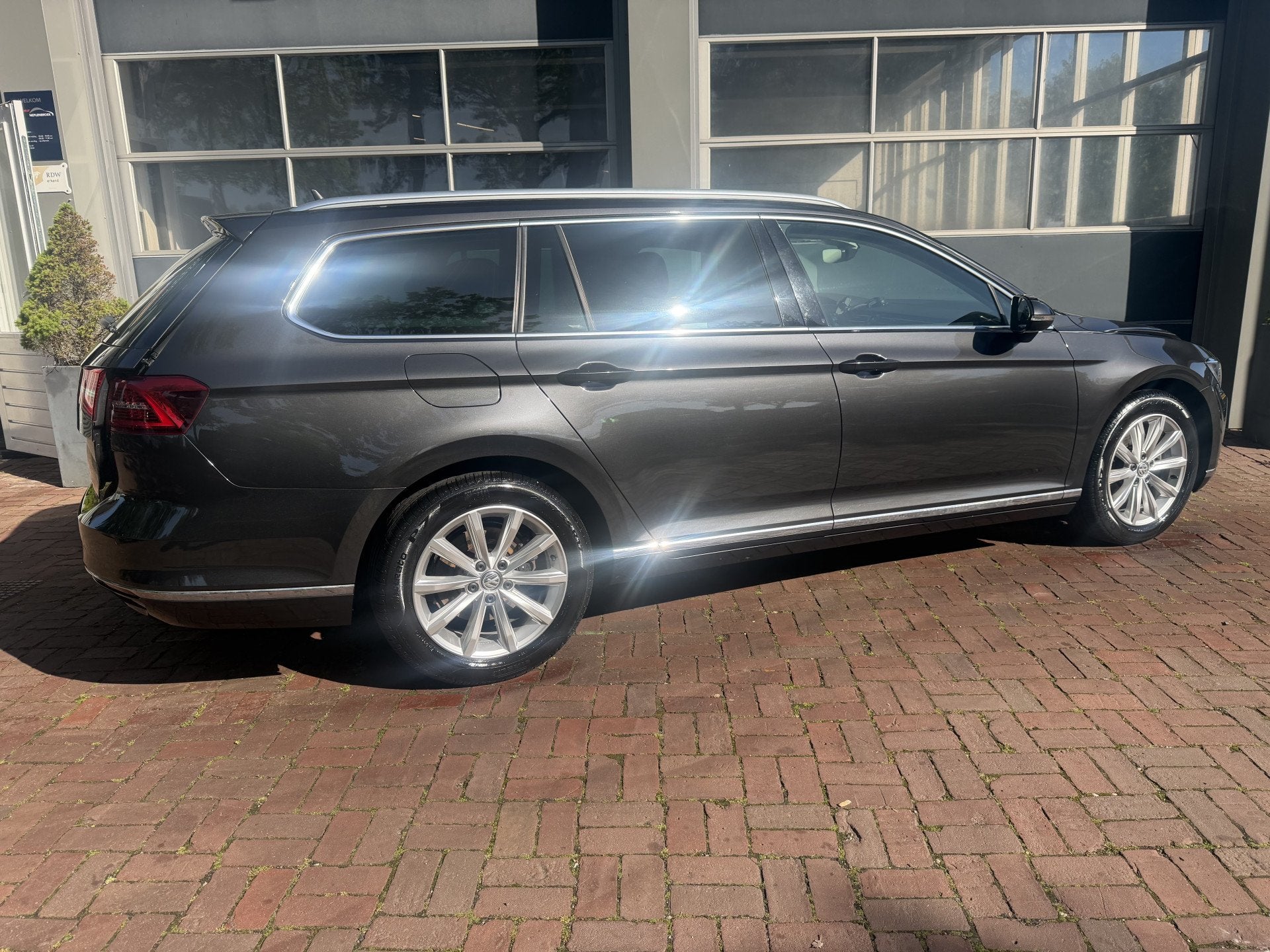 Volkswagen Passat Variant 1.5 TSI Highline Business R Bj 201, Auto's, Volkswagen, 730 kg, 4 cilinders, 150 pk, 1365 kg