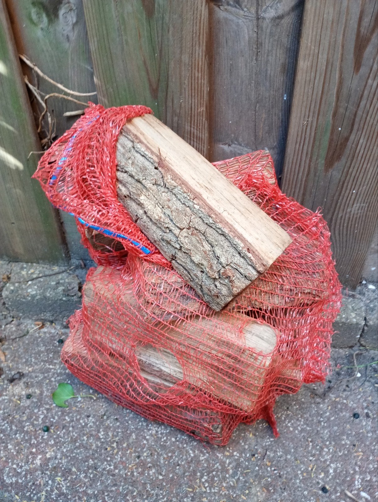 Haardblokken en brandhout, Tuin en Terras, Haardhout, Minder dan 3 m³, Ophalen, Overige houtsoorten, Blokken