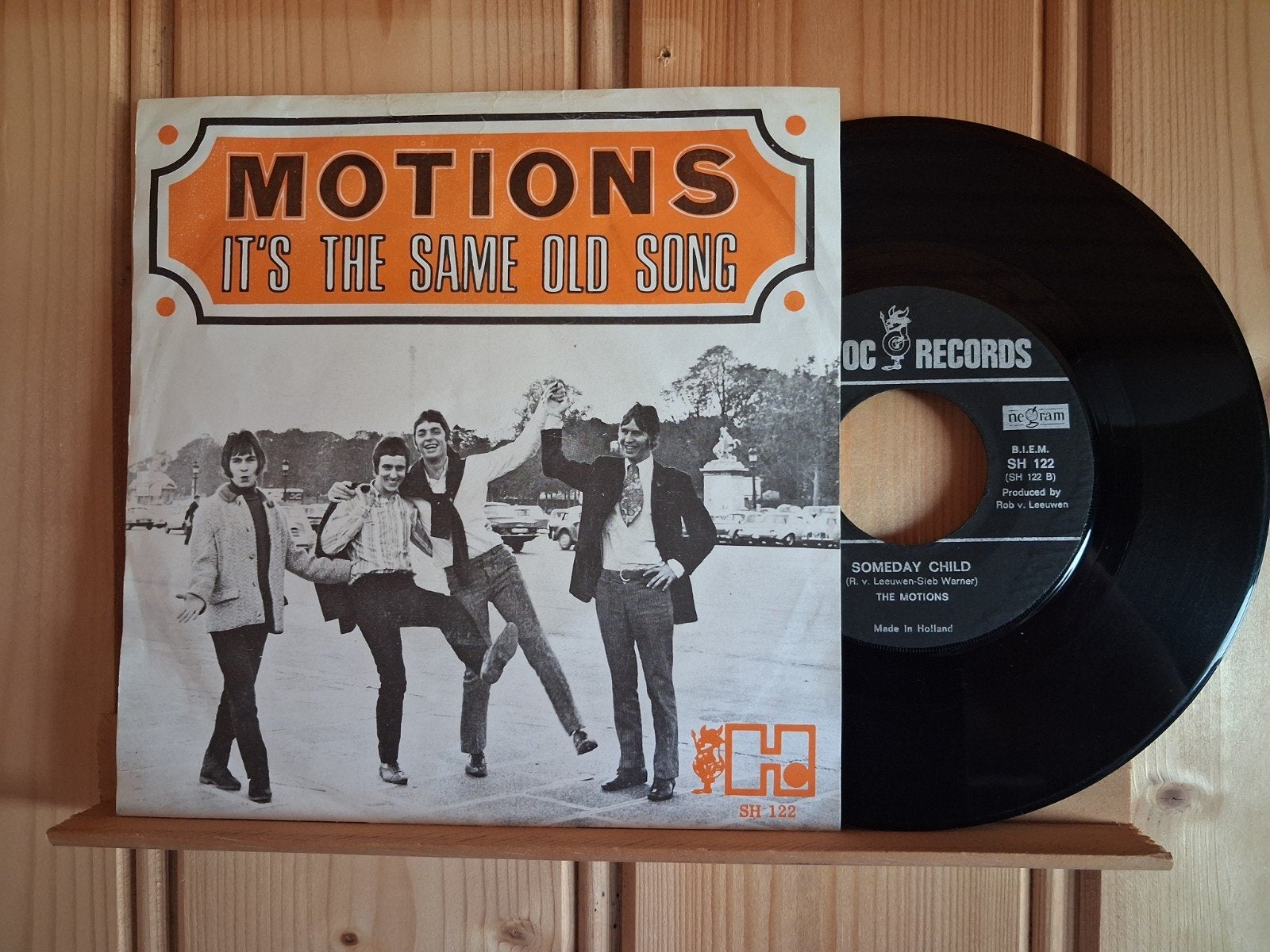 Motions, Verzenden, Zo goed als nieuw, Pop