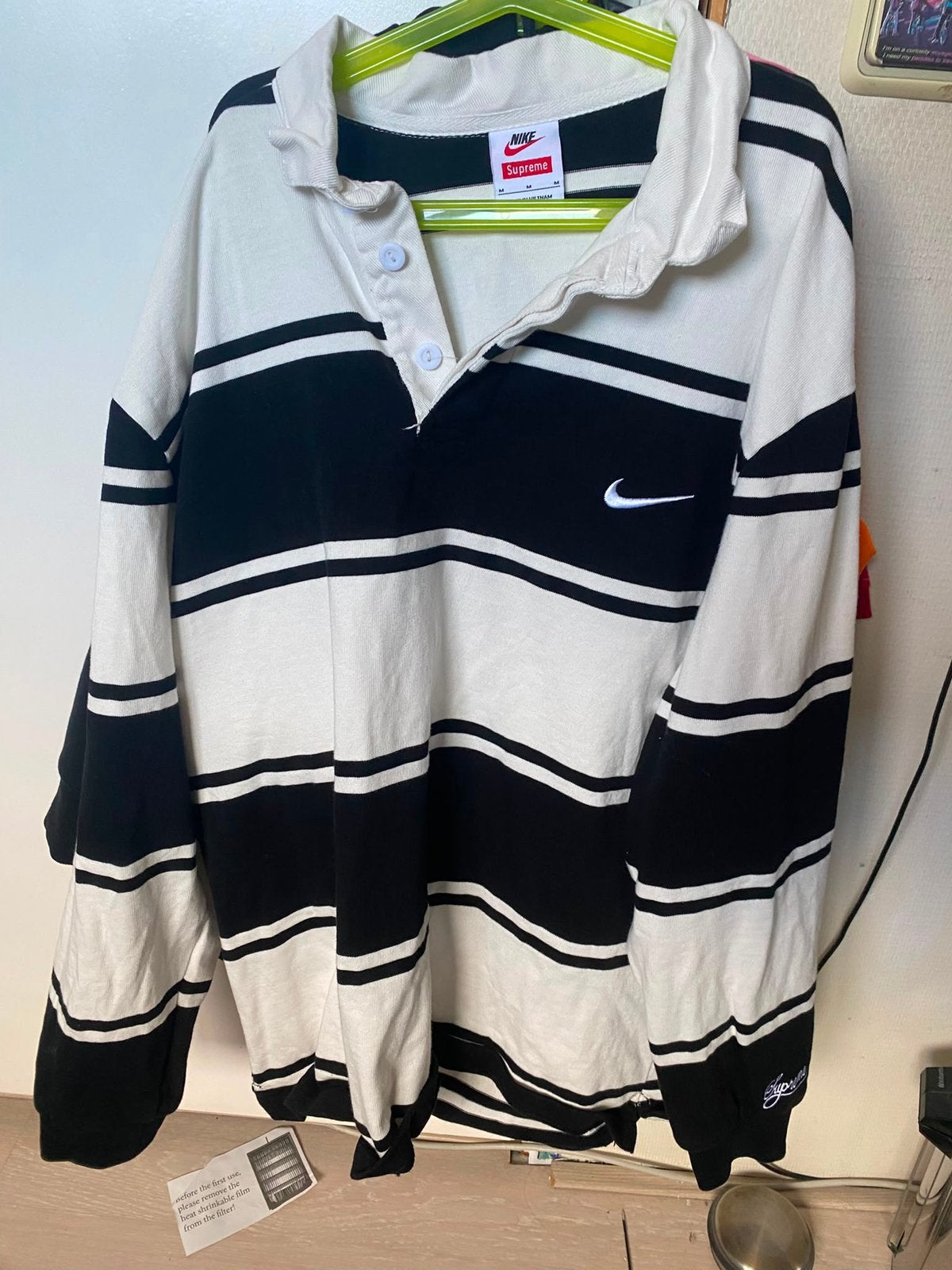 Nike supreme, Ophalen of Verzenden, Zo goed als nieuw, Maat 48/50 (M), Wit