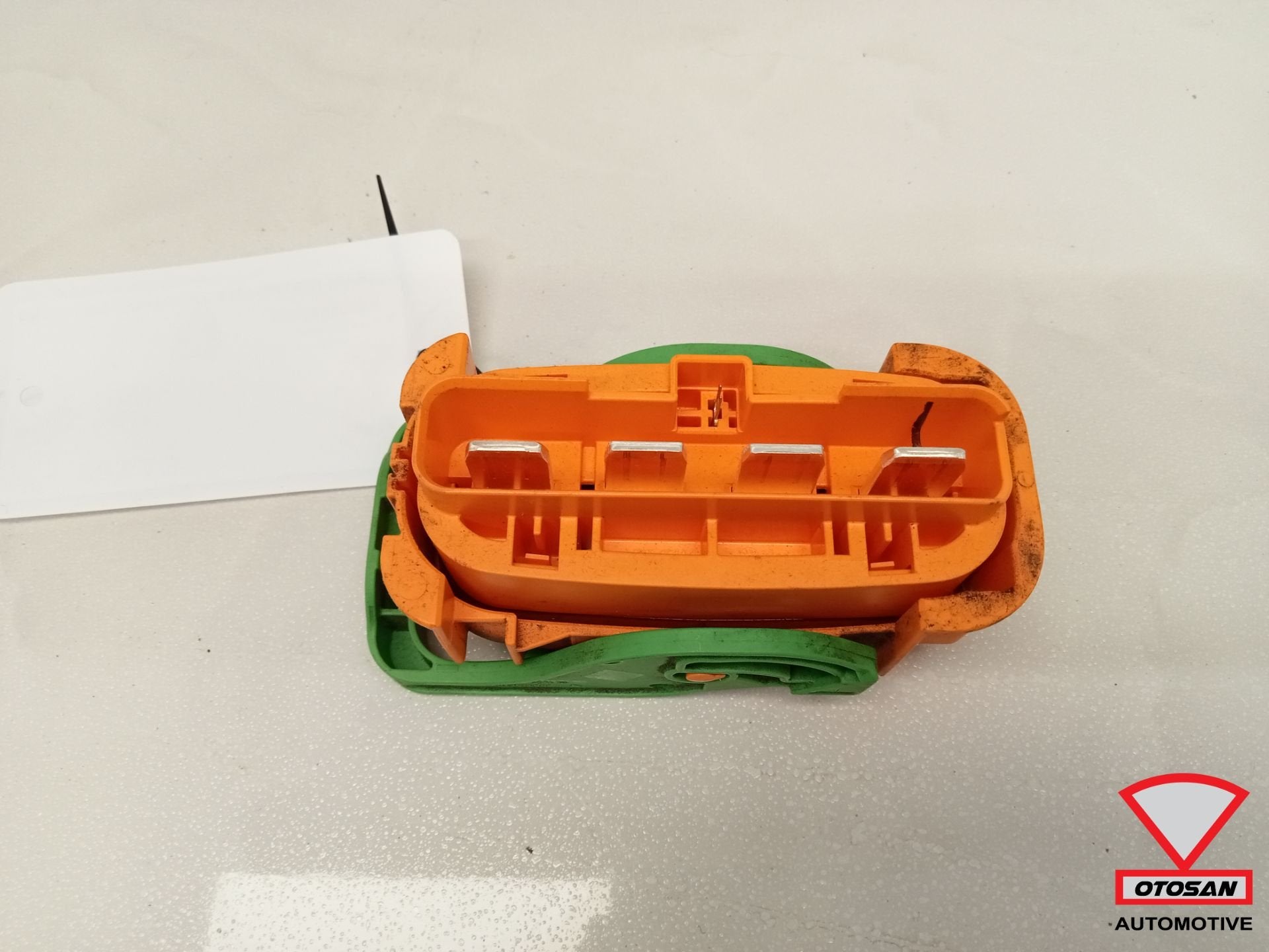 Smart Fortwo 453 EQ Accu Hoofdzekering A0005841809, Gebruikt, Mercedes-Benz AG, Ophalen of Verzenden, Mercedesstrasse 120
70372  Stuttgart, DE
