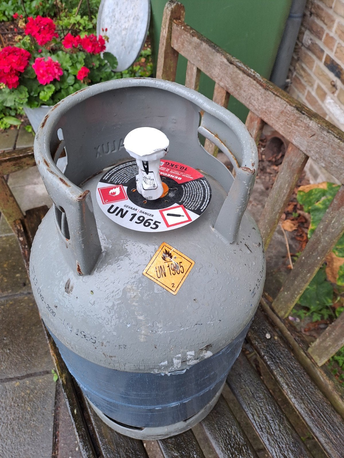 Gasfles NIEUW Benegas verzegeld  10 ½ kilo gas zie foto's, Ophalen