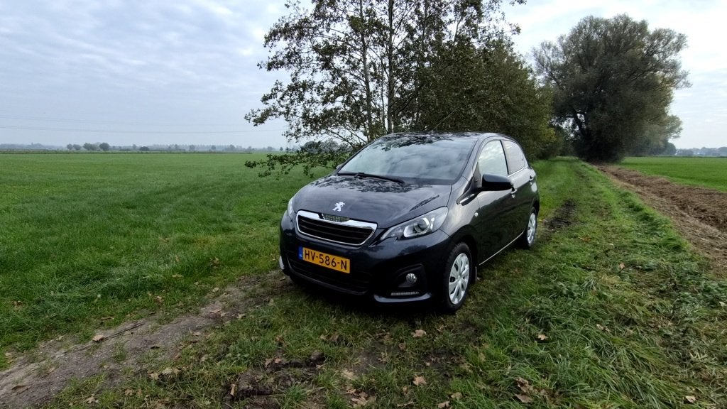 Peugeot 108 1.0 e-VTi Active 18105KM eerste eigenaar, Gebruikt, Euro 6, 4 stoelen, Origineel Nederlands