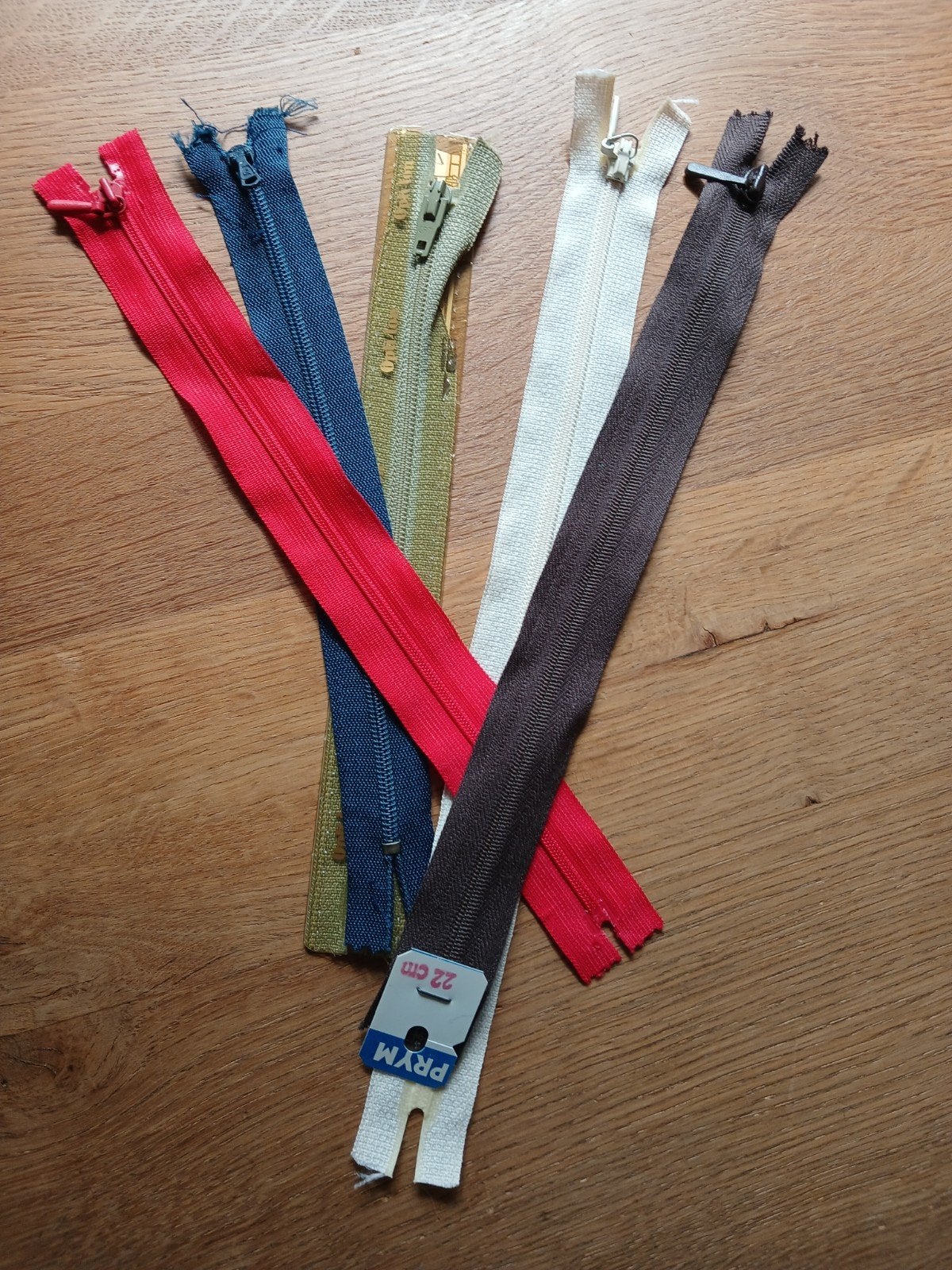 5 ritsen van 18 tot 25cm., Ophalen of Verzenden, Nieuw, Rits of Sluiting