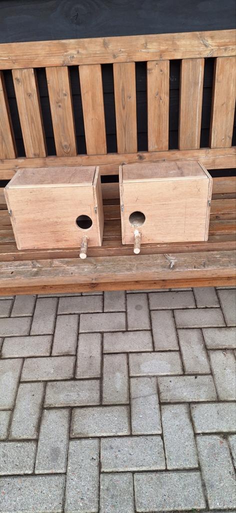 Parkiet broedhokken 2 stuks, Ophalen of Verzenden, Zo goed als nieuw, Hout, Vogelkooi