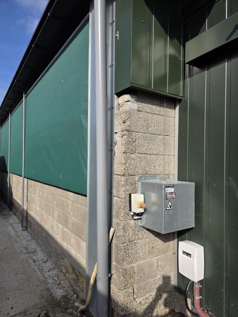 Automatisch Stalgordijn PVC zeildoek met Windbreekgaas, Stalling