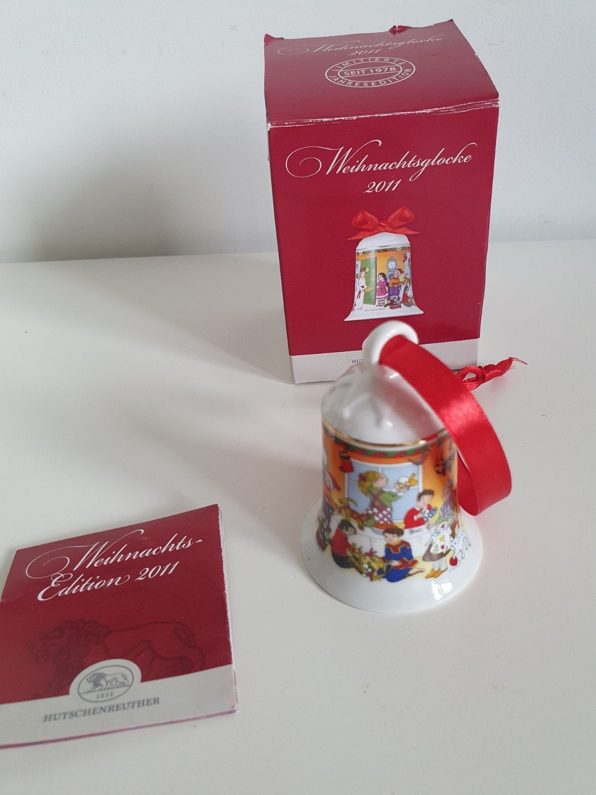 Hutschenreuter porcelein kerstbal 2011, originele verpakking, Diversen, Ophalen of Verzenden, Nieuw