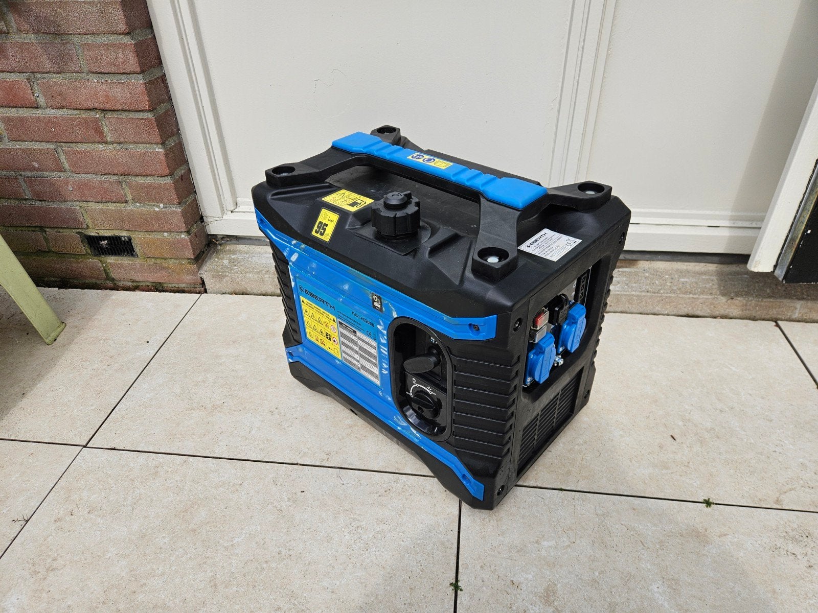 Eberth GG1-IS2000 aggregaat, Ophalen, Zo goed als nieuw, Minder dan 5 kVA, Benzine