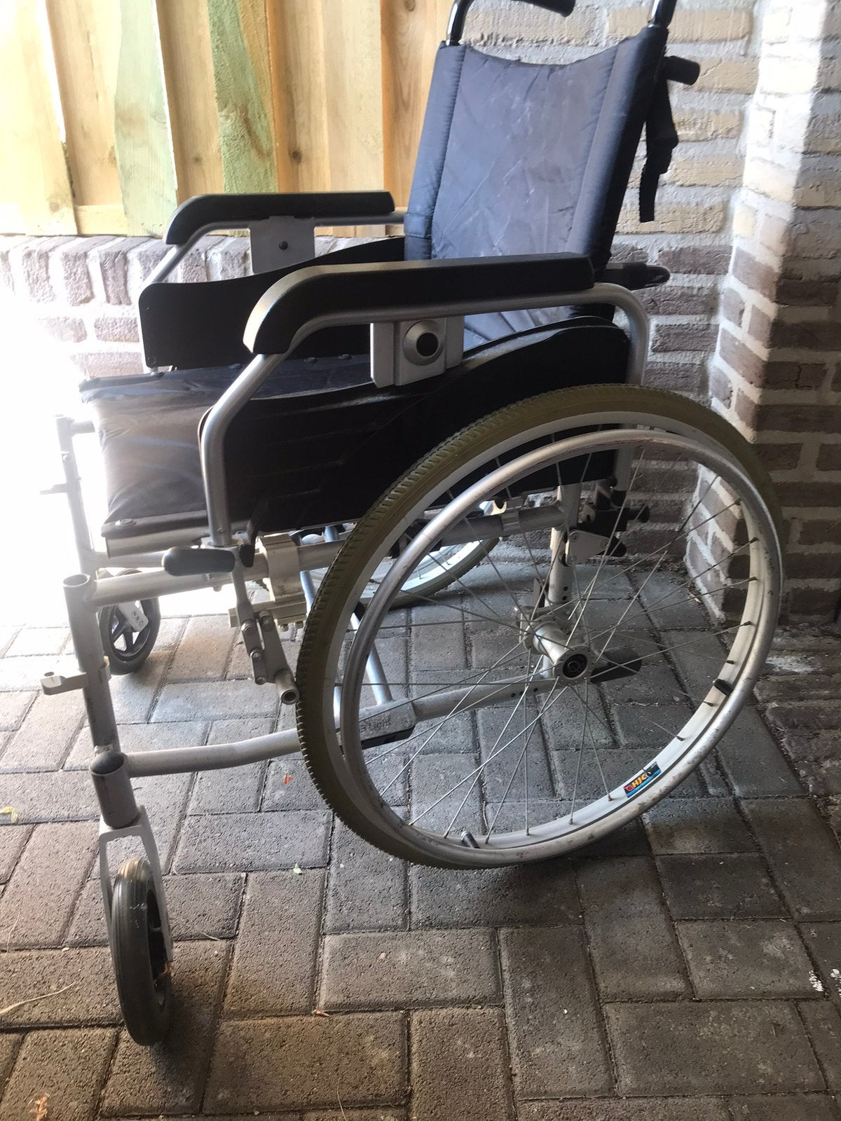 Rolstoel aluminium, Diversen, Ophalen, Zo goed als nieuw, Duwrolstoel