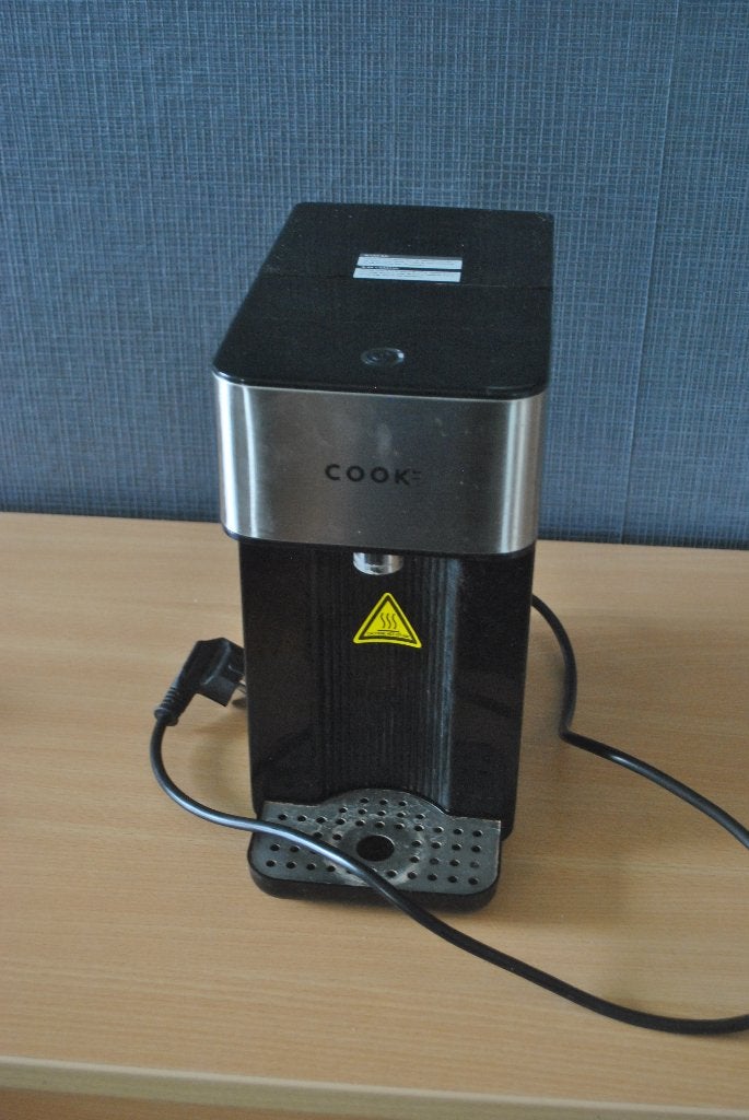 Waterkoker, Heetwaterdispenser, Cook It, 2,5 liter, 1 tot 2 liter, Ophalen of Verzenden, Gebruikt