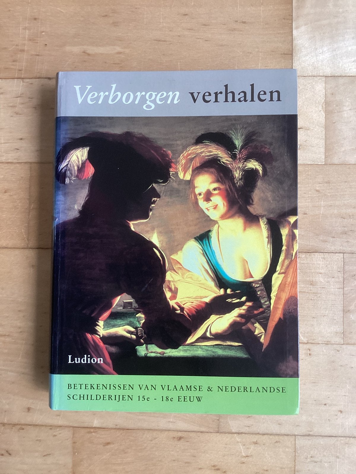 Verborgen verhalen, Ophalen of Verzenden, Zo goed als nieuw