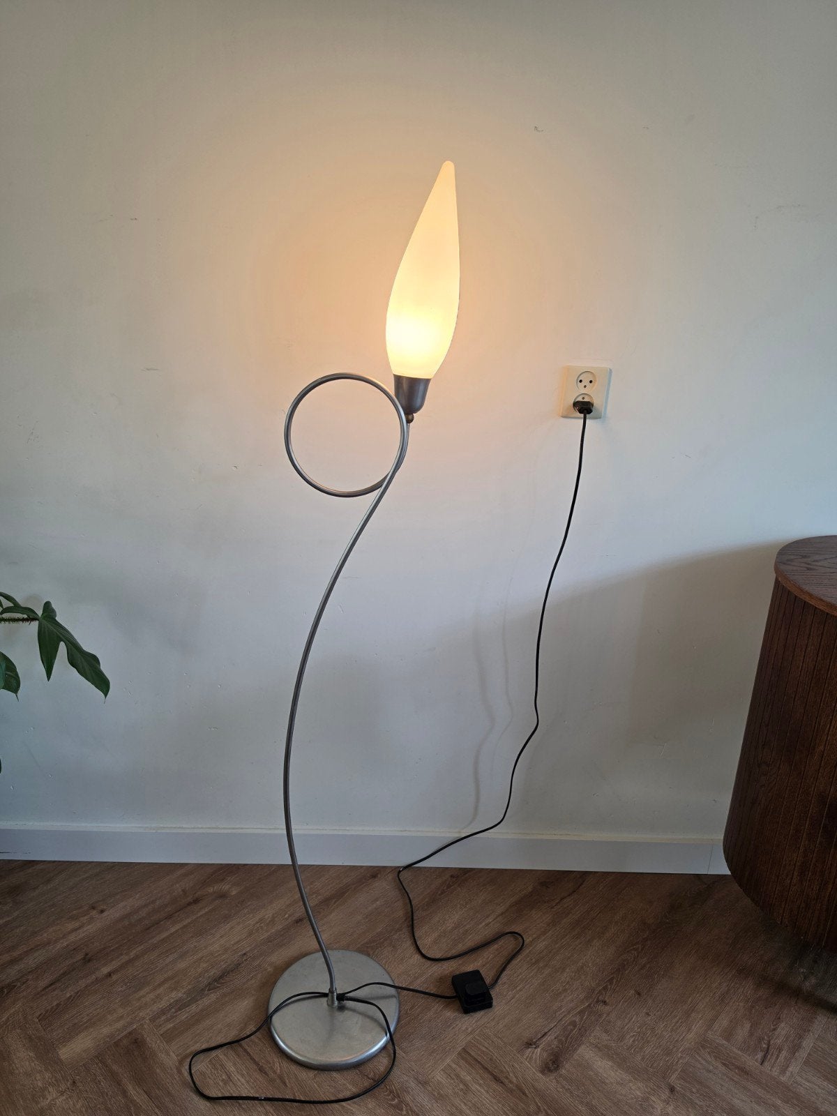 sky scapper spaceage lamp vintage mid centry, Huis en Inrichting, Ophalen of Verzenden, Zo goed als nieuw, Metaal, Minder dan 100 cm